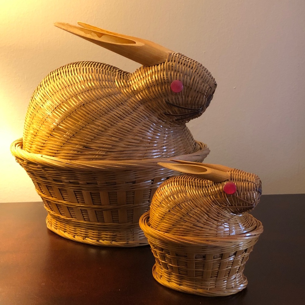 Vintage Wicker Nesting Rabbit Basket Set